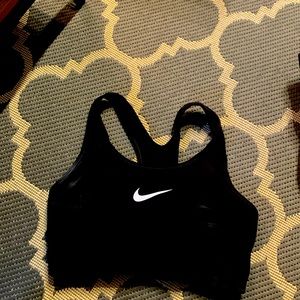 Black Nike Women’s Sports Bra - Size M